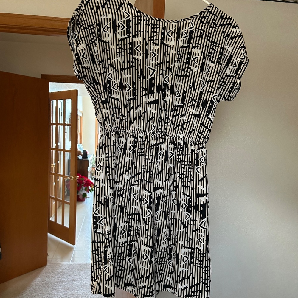 Polyester dress - image 2